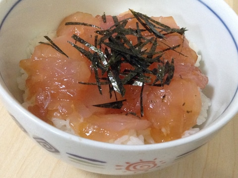 まぐろ丼